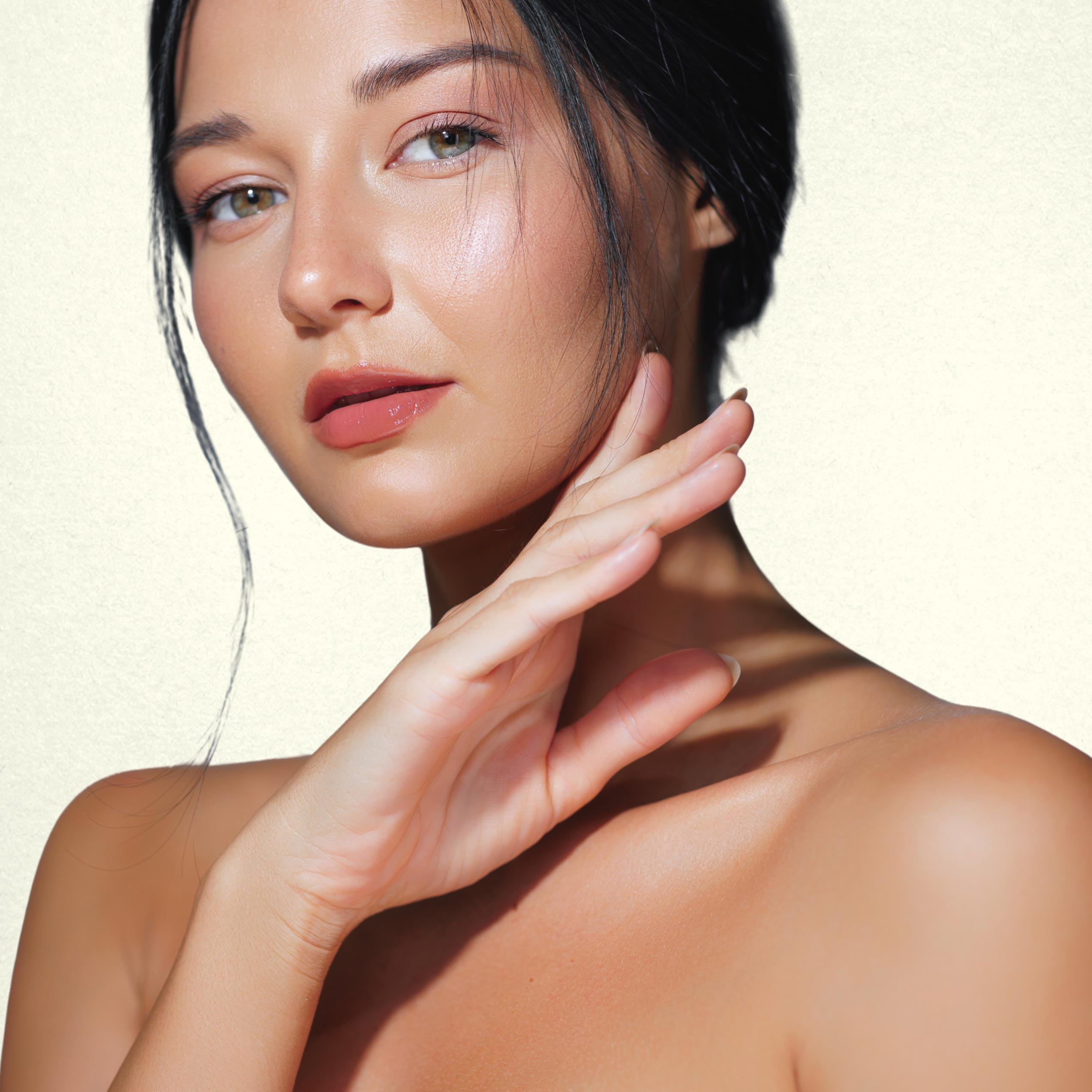 Mellkderma Skincare Model